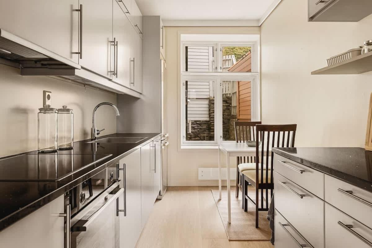 Dinbnb - Idyllic Location - 3 Bedroom Appartamento Bergen