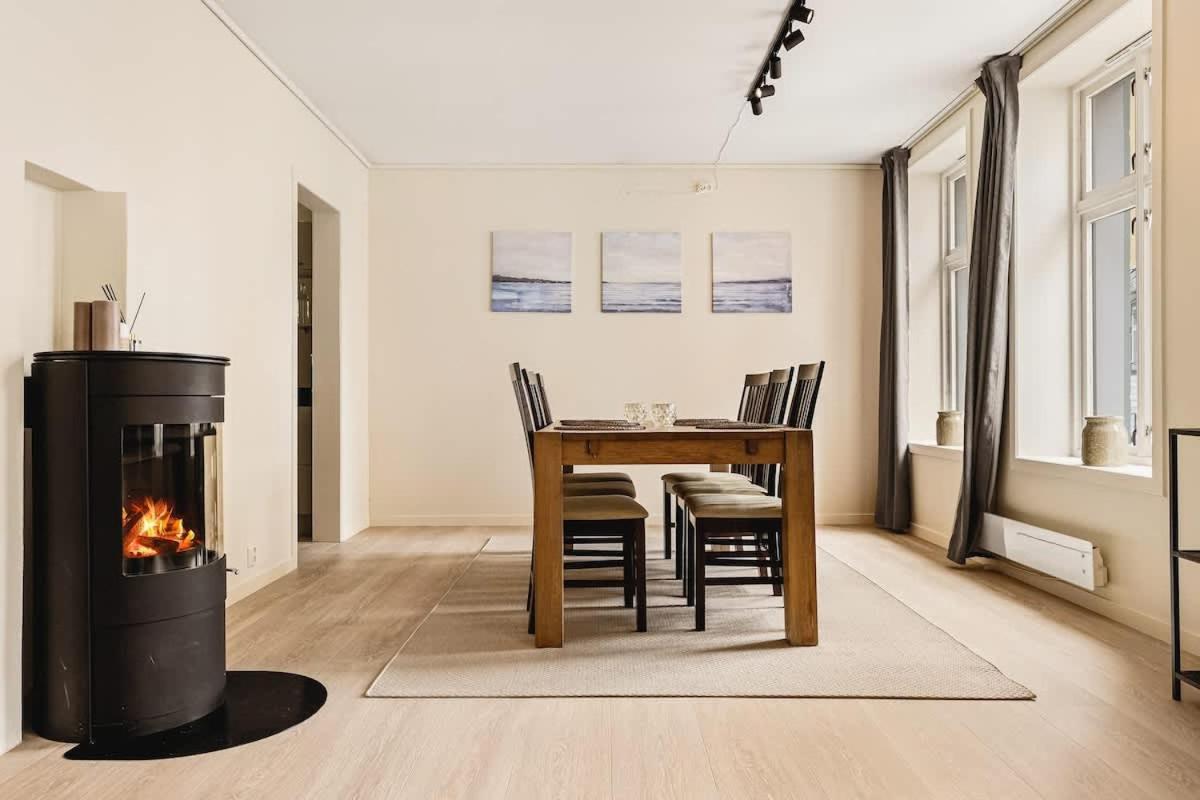 Appartamento Dinbnb - Idyllic Location - 3 Bedroom *